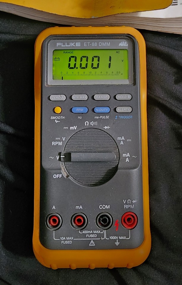 MAC Tools Fluke ET88 DMM Automotive Multimeter W/ Leads And Fluke Spark Plug eBay