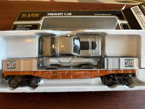 K-Line K661-2171 Western Pacific Classic Flat Car w/Die Cast '71 Plymouth GTX