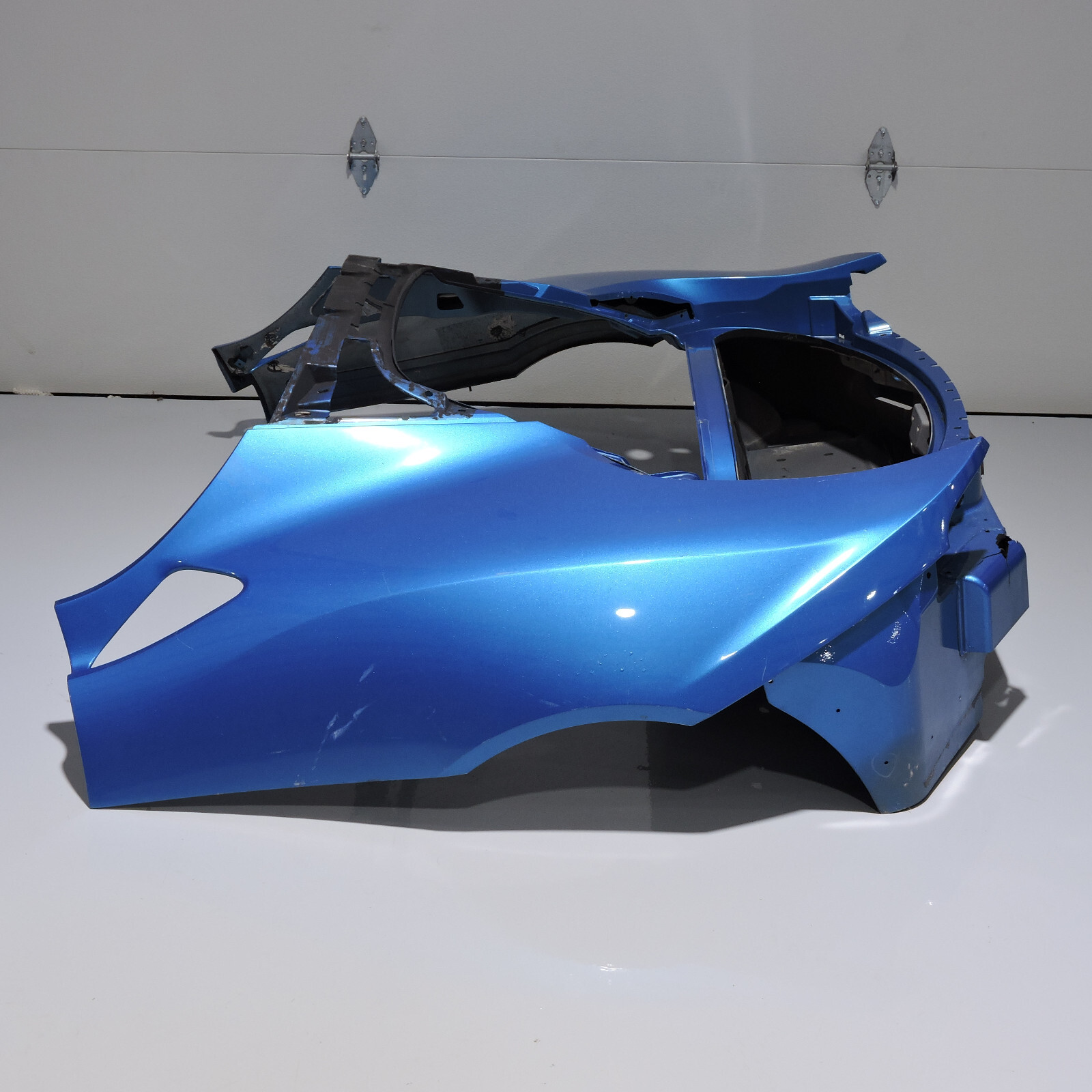2010-2014 Lotus Evora Rear Clamshell Clam Shell Body Cover Factory Oem -24-A