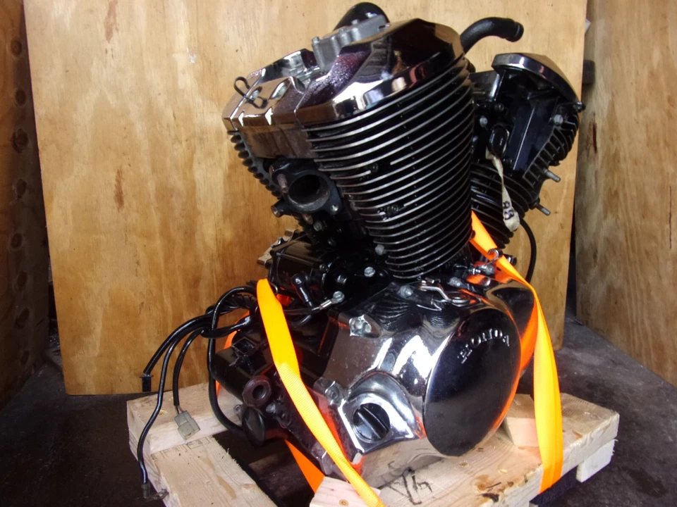 884 C HONDA SHADOW ACE 750 1999 OEM ENGINE R 118 R Foto 3 de 4