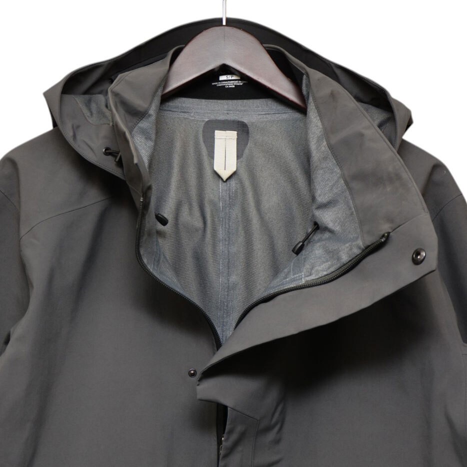 ARC'TERYX Cappotto con cappuccio ARC TERYX GORE TEX Parsec 11120 71260 08 14 8054000192229