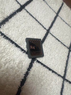 R4 Revolution Upgrade for Nintendo DS Cartridge + 2 GB Micro SD Loose