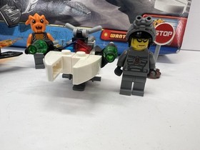 LEGO Space Police: Freeze Ray Frenzy (5970) W/Instruction Manual Box Mini Figs