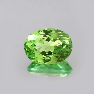 Natur Peridot Ceylon Grün 9x6 mm Oval Cabochon Schliff Lose Edelstein 1x - Bild 1 von 4