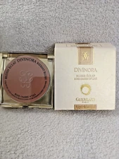 Guerlain Divinora Blush Eclat .15 Oz # 265 Rose Ombre   NIB Super Rare
