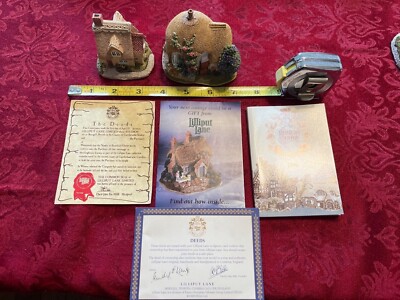 Lilliput Lane Cottages lot of two Lilac Lodge Cherry Cottage With
