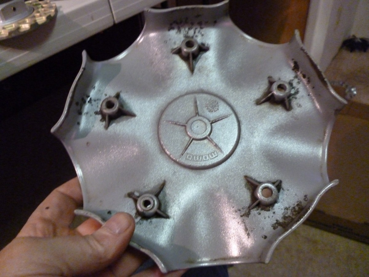 Momo center cap part # 92 (B10863) NEEDS PAINT | eBay