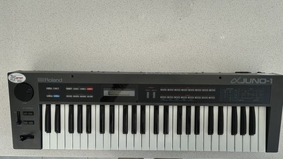 Roland JUNO-1 キーボード Roland Alpha Juno-1 Programmable Polyphonic Synthesizer 49-Key 220