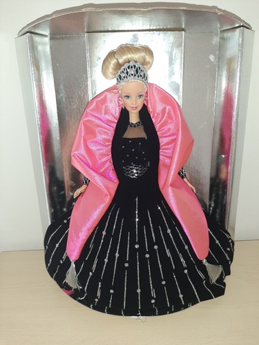 BARBIE HAPPY HOLIDAYS 1998 MATTEL MAGIA DELLE FESTE NUOVA SENZA SCATOLA NO BOX - Foto 3 di 8