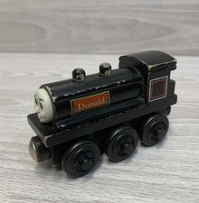2001 Thomas and Friends Wooden Railway Donald Train Engine Magnetic