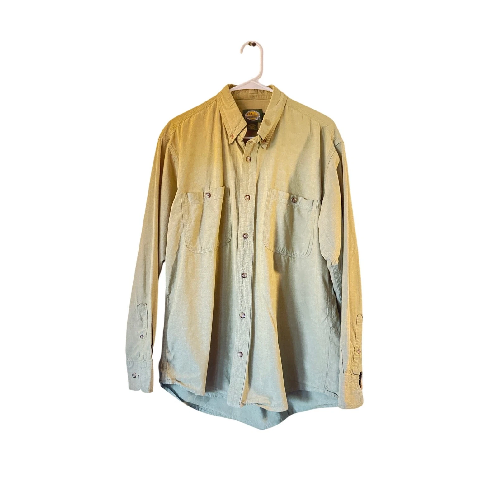 Cabela’s Men’s Medium Regular Outdoor Gear Button-Up Shirt 100% Cotton Beige