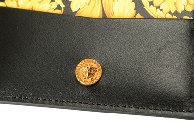 Versace Barocco Print 100% Leather Gold Medusa Head Card Case