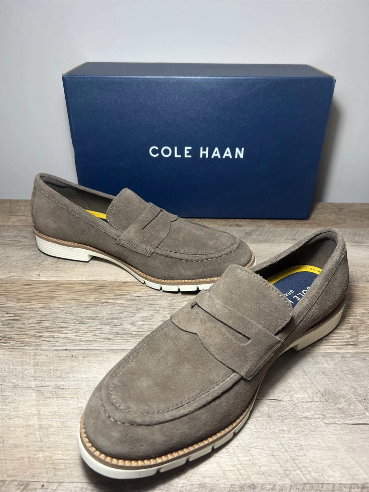 Cole Haan Mens Suede Penny Loafers Truffle Brown Leather C41635 Dress Shoes
Opens in a new window or