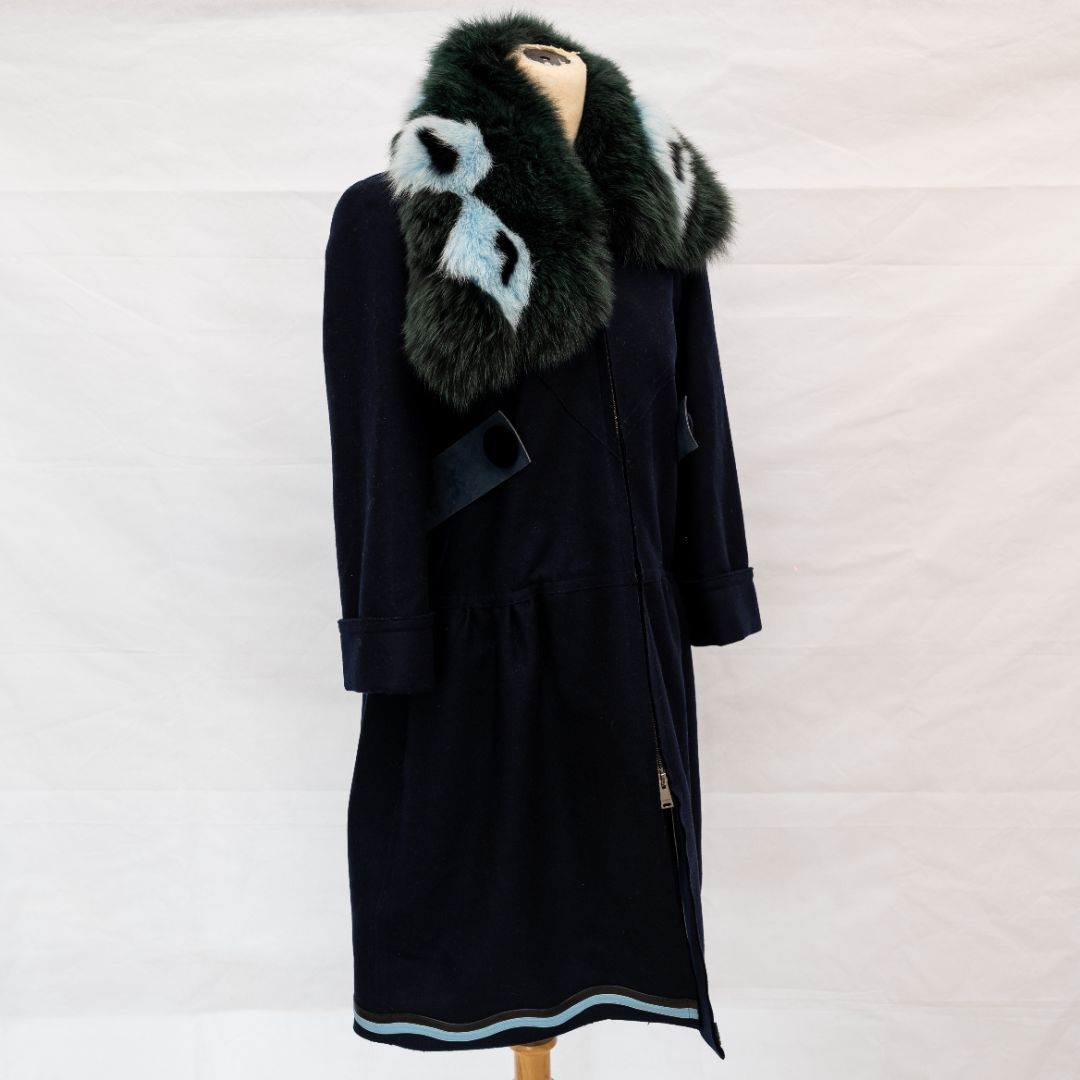 I*✨様 FENDI ピーコート Fendi Fox Fur Collar Coat in Navy Blue Làna Vergine | eBay