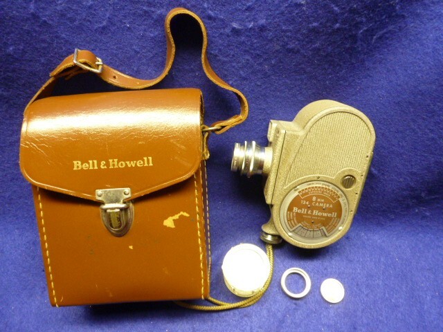 Bell & Howell Mod 134 8MM Film Turret Camera Comat Lens Filter