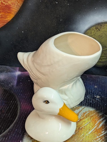 Vintage 11" Ceramic White Duck Goose with Eyelashes Cookie Jar, Heavy 2.5 lbs - Picture 13 of 24