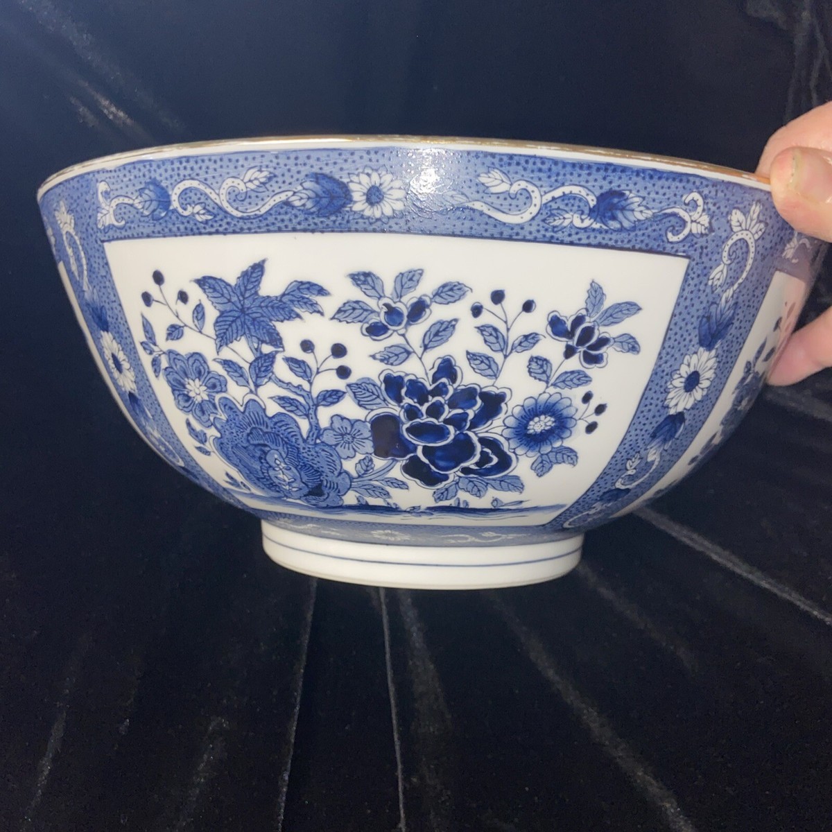 Porcelain Bowl Blue White Twined Flowers Pattern Gilt Rim