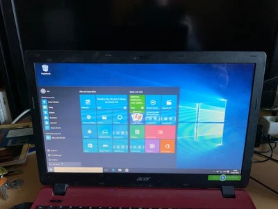 Roter Laptop ACER Aspire mit Windows 10 - Bild 1 von 4