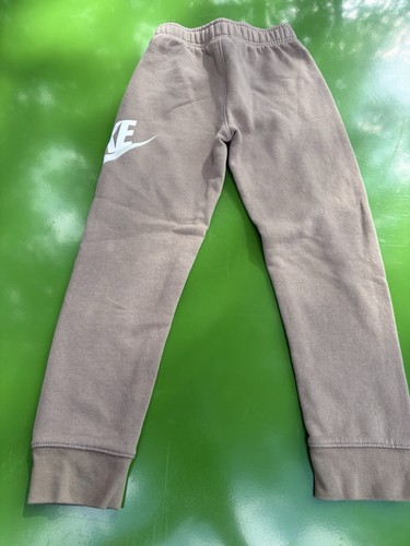 Two Pairs Of Nike Sweatpants Youth 7, Pre-owned Great Condition - Picture 7 of 7