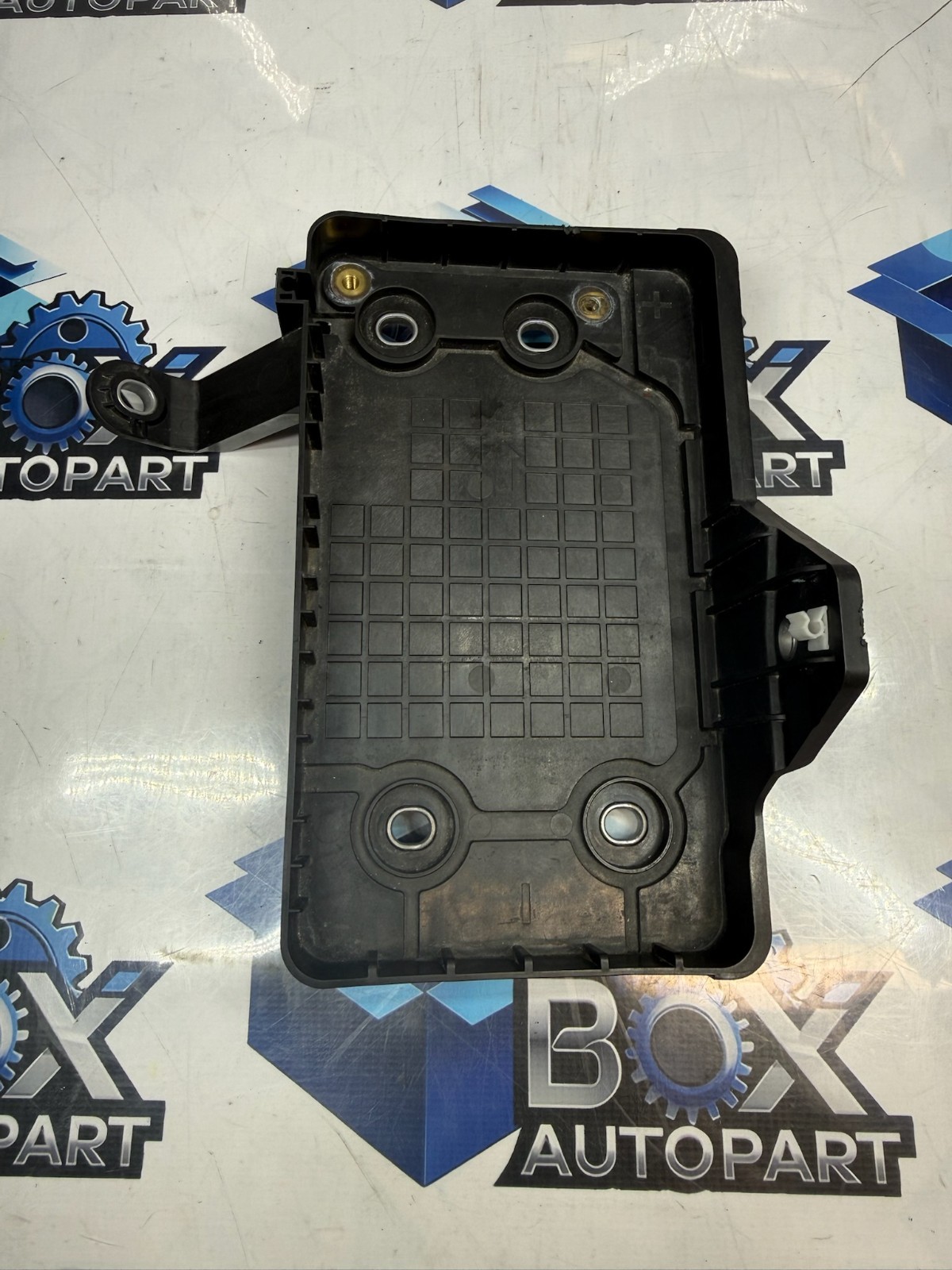 2021-2024 NISSAN ROGUE BATTERY TRAY HOLDER MOUNT 244286RA0B OEM