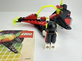 LEGO Vintage Set  6877 :    1990  Vector Detector - 100% Complete - With Manual