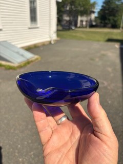 Elsa Peretti for Tiffany & Co. Cobalt Italian Glass Thumbprint Bowl Signed 5"