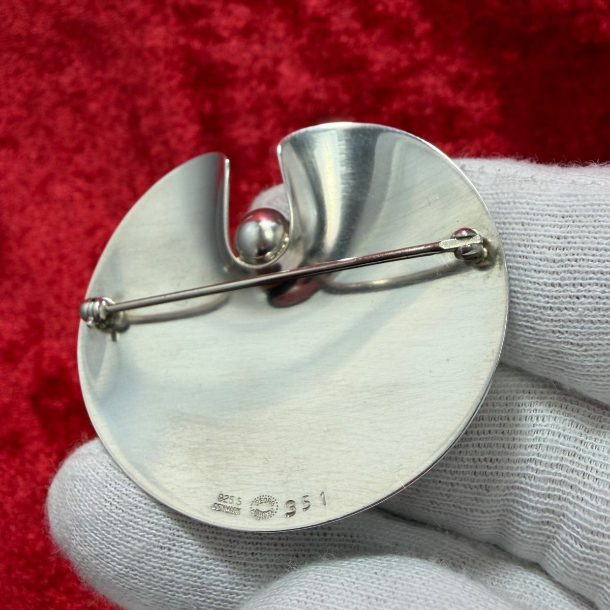 Vintage Georg Jensen Denmark Sterling Silver Brooch #351 Torun Walter Lily View 2
