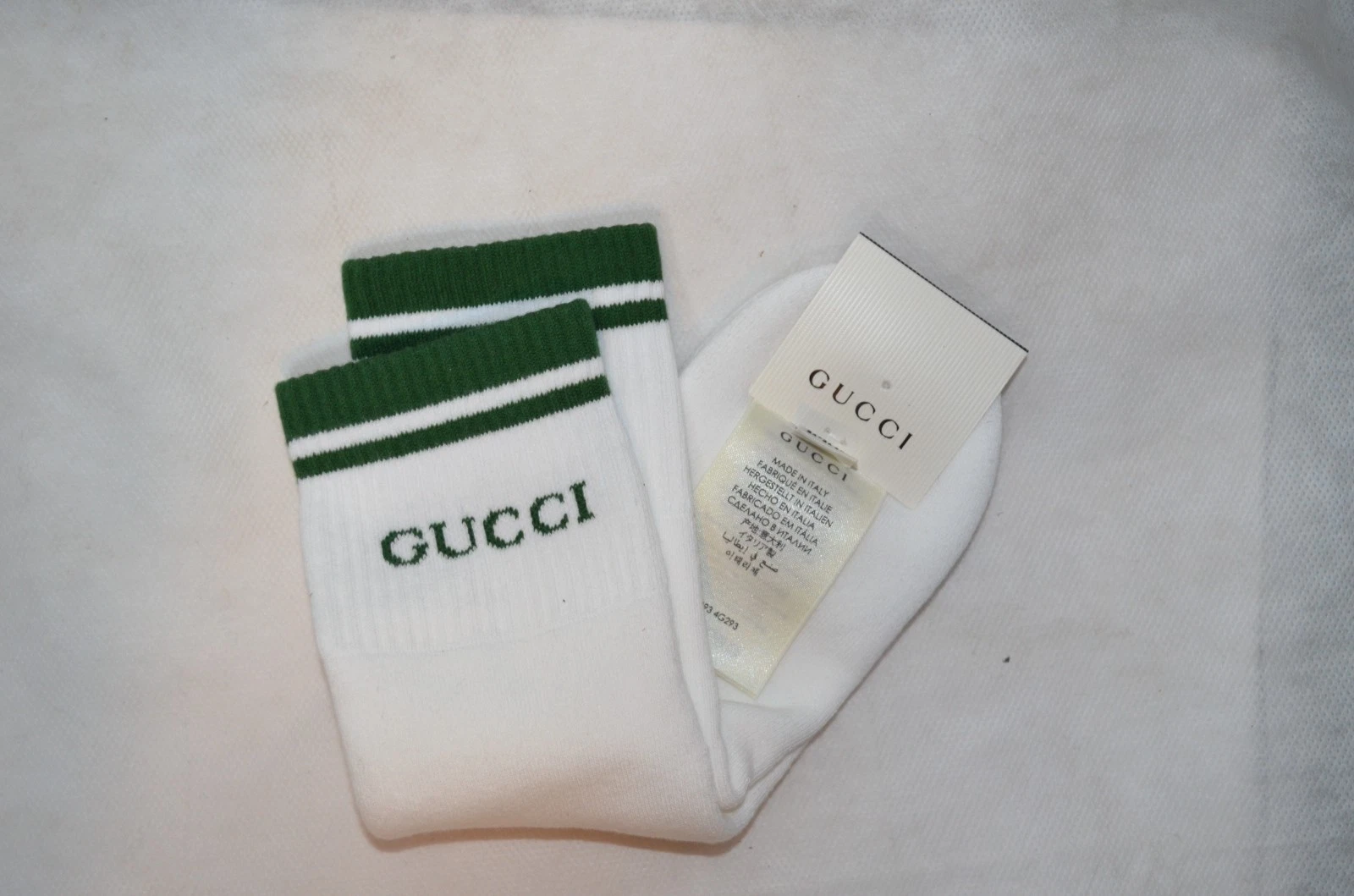 Mens GUCCI Interlocking Mid-Calf White Green Striped Socks Size M 24-26 CM Italy