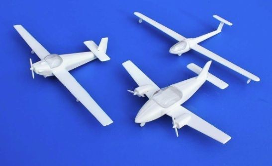 Gaugemaster GM443 Fordhampton Airfield Planes & Gliders OO Gauge