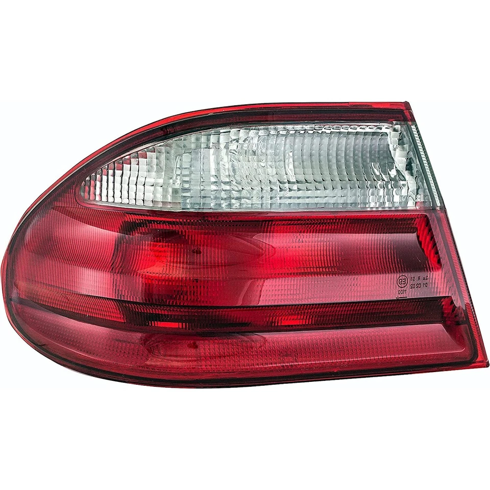 Задний фонарь Dorman 1611694 для Mercedes Benz E320 1998-2003 годов выпуска с прозрачными и красными линзами слева - Изображение 2 из 4