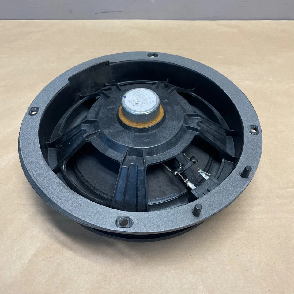 Altavoz puerta gama media delantera izquierda derecha audi q3 2013-2018 8r0035415a oem Foto 4 de 4