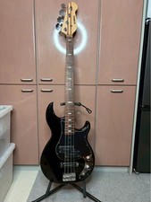 Yamaha BB424X BL Electric Bass Guitar Black Used Japan