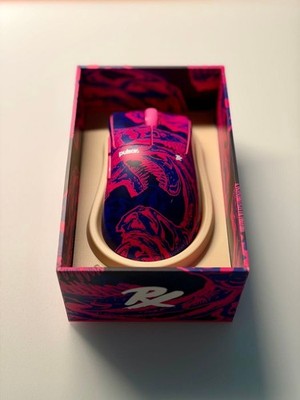 Pulsar Xlite V4 Mini PRX collabolation Edition Gaming Mouse in box
