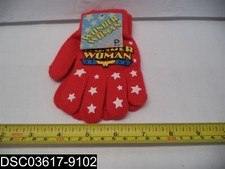 QTY 3: WWN332 Wonder Woman Red Children's Stretch Gloves Mittens Size 4 
