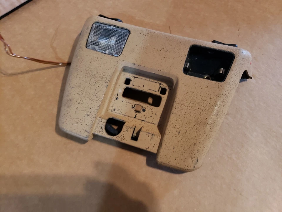 90-02 梅赛德斯 R129 SL500 SL320 500SL 头顶圆顶灯米色原始设备制造商 — 第 3/4 张图片