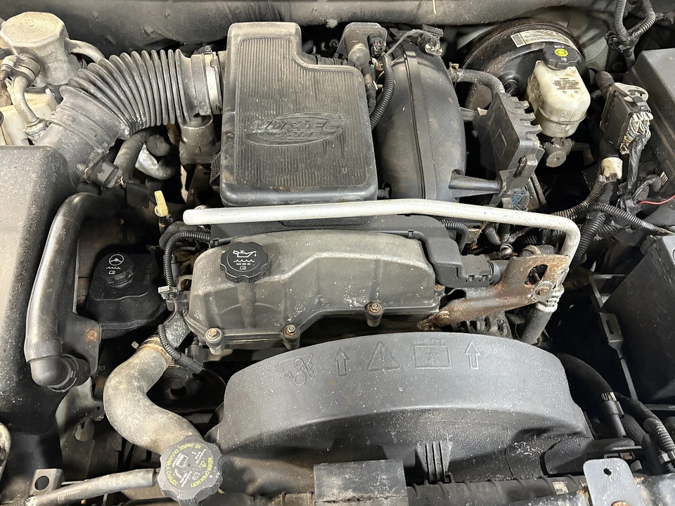 Cilindro maestro de freno usado se adapta a: Chevrolet Trailblazer 2007 grado A Foto 2 de 4