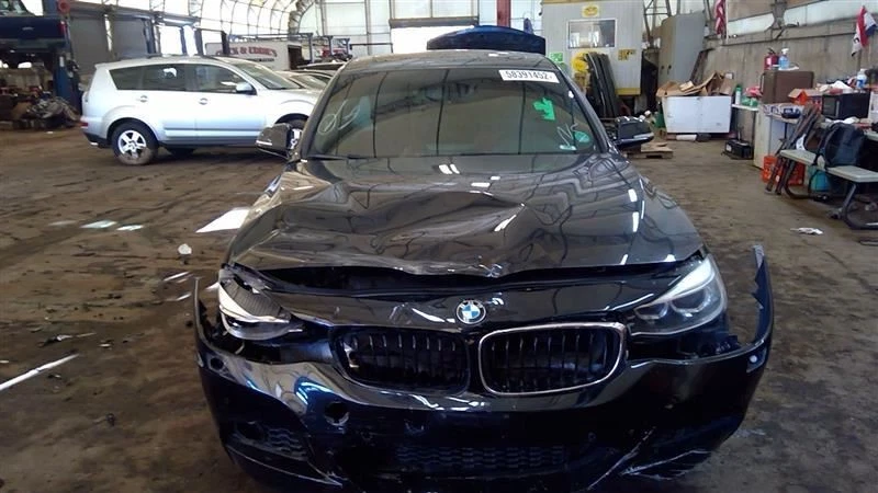 Pinça de driver dianteira com pacote M-aerodinâmico compatível com 14-16 BMW 435i 5066992 - Imagem 2 de 4