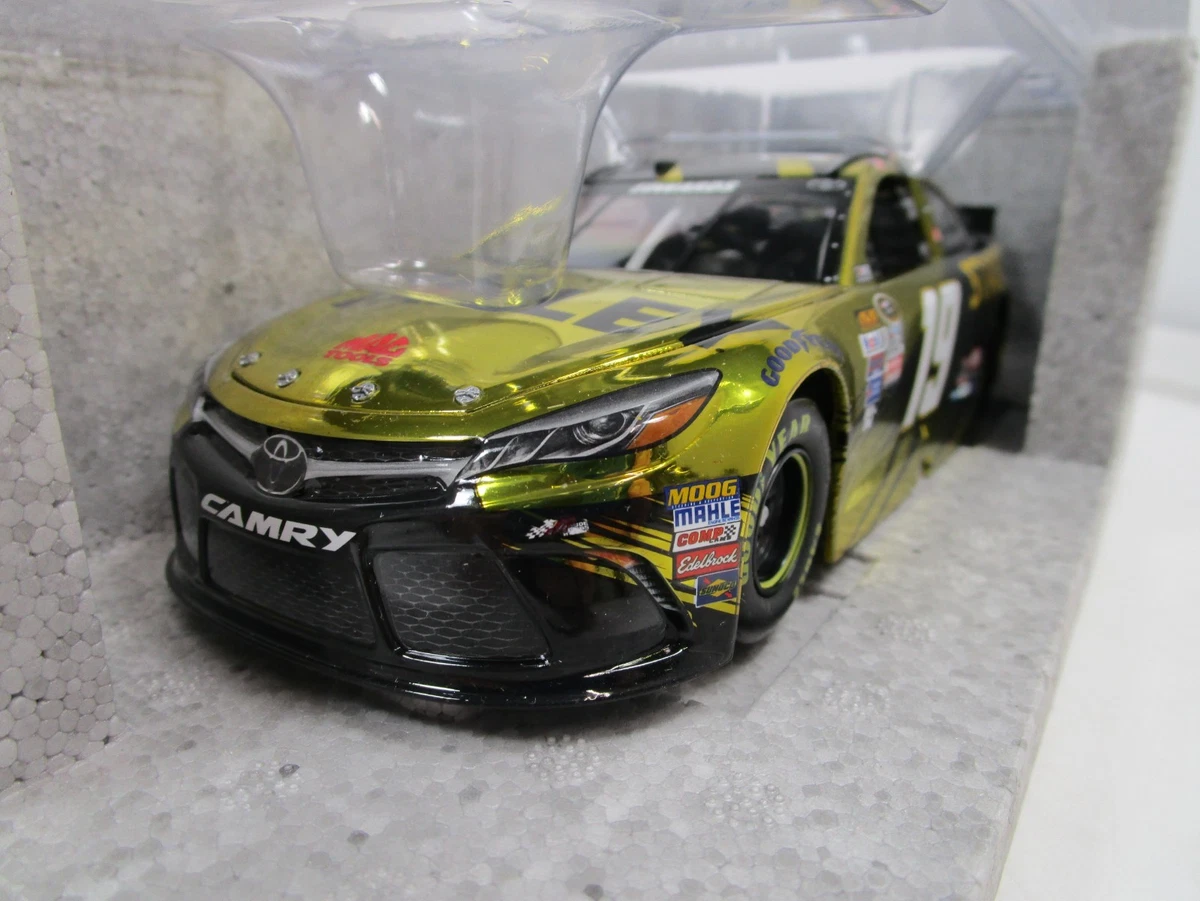 Carl Edwards Toyota 1:24 Diecast Racing Cars for sale | eBay