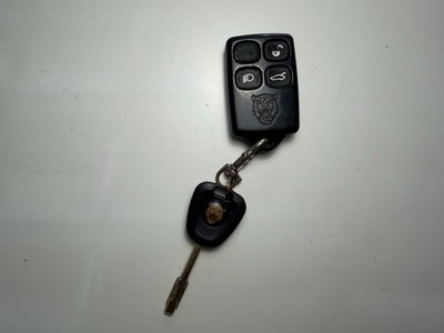 97-99 Jaguar X100 XK8 XJR XJ8 Remote Control Key Fob Transmitter K8597T315 OEM