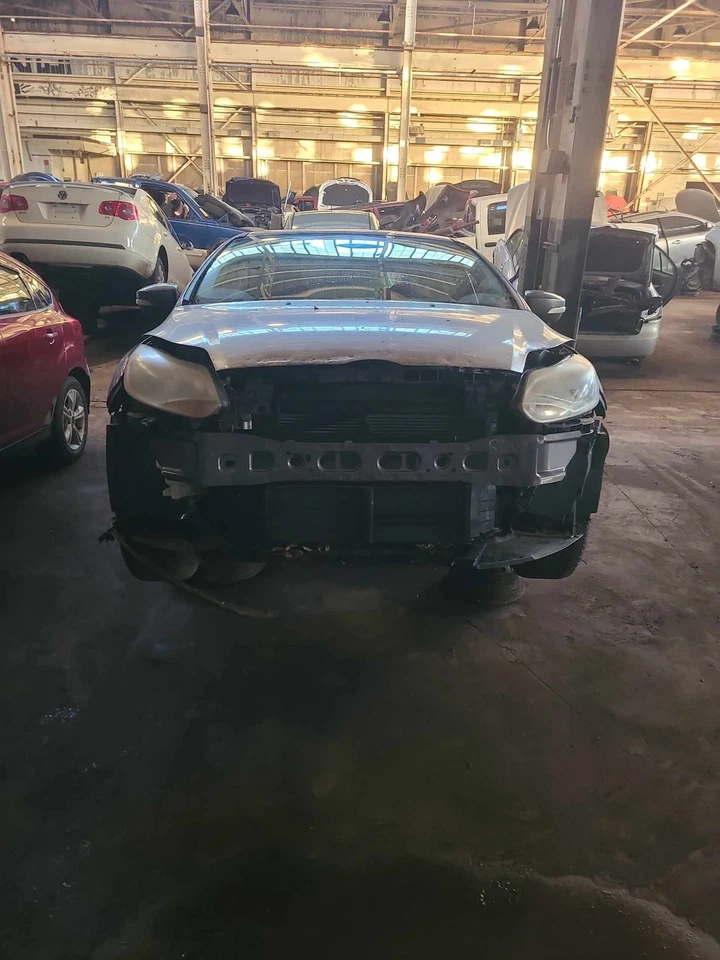 08-18 FORD FOCUS СТЕРЕО РАДИО антенна 2.0L OEM - Изображение 3 из 4