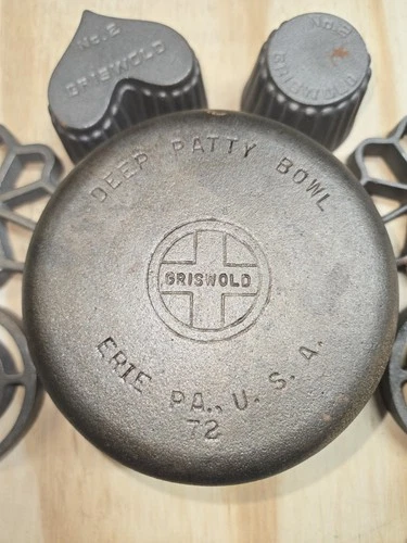 Griswold Cast Iron #72 Deep Patty Bowl Vintage