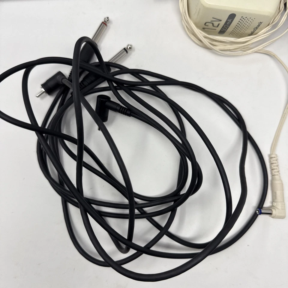 Radio Shack Multi Channel Professional Wireless Microphone Receiver Parts Only - Image 3 of 4