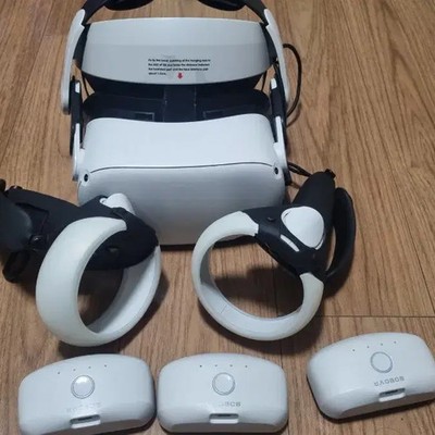 Meta Quest 2 256GB VR Headset with Power Bank Strap and 3 Batteries