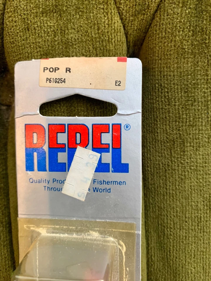 Vintage Rebel Classic Pop R Green Perch Topwater Fishing Lure - Image 3 of 4