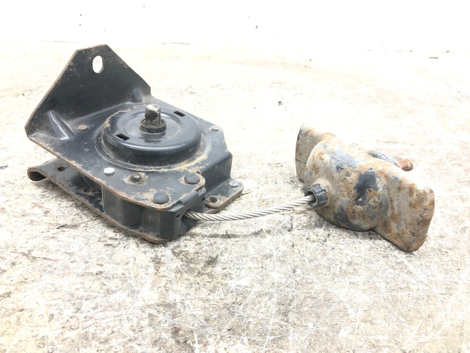 Polipasto de neumático de repuesto de emergencia Chevy Silverado 1500 2003-2021 OEM Foto 2 de 4