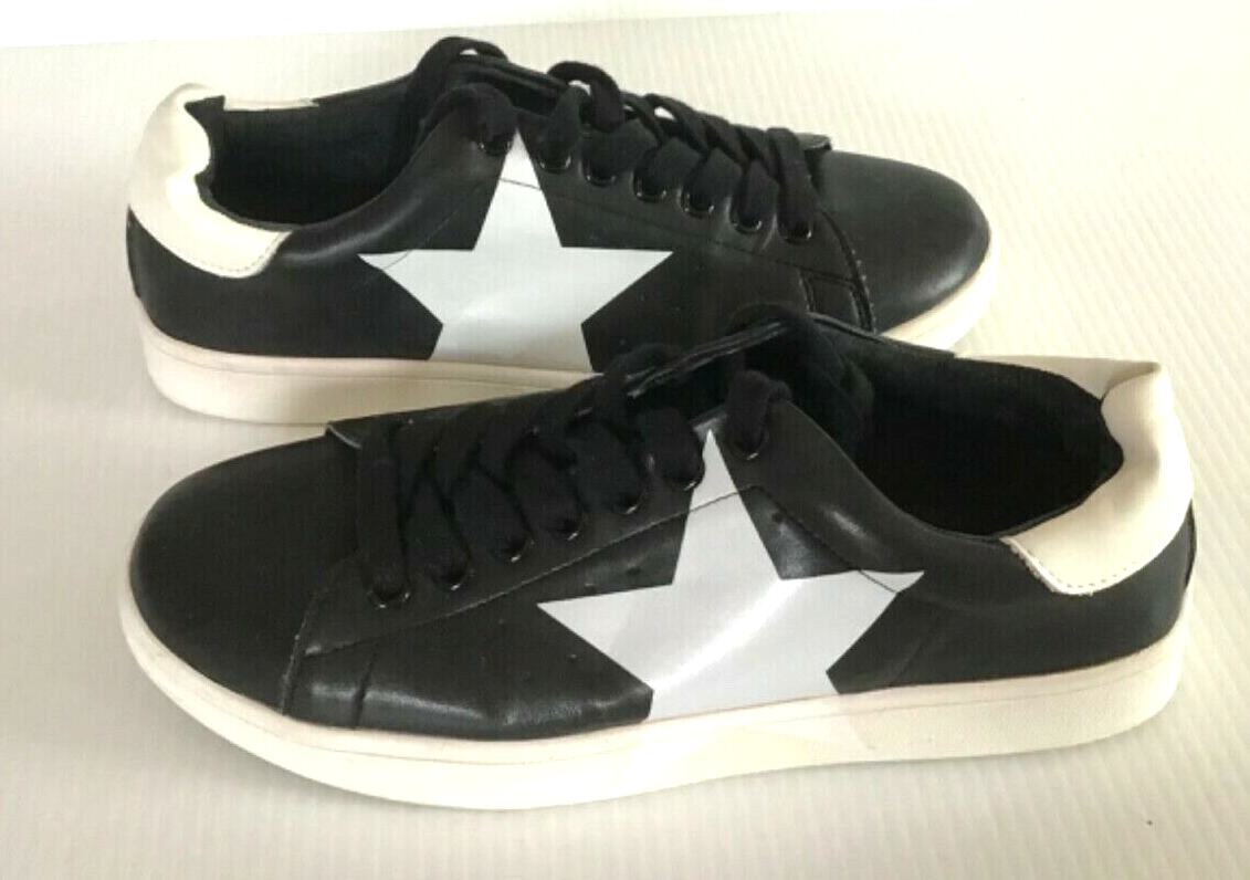Steve Madden Rhode Women's Faux Leather Sneakers Black White Star Size 7M