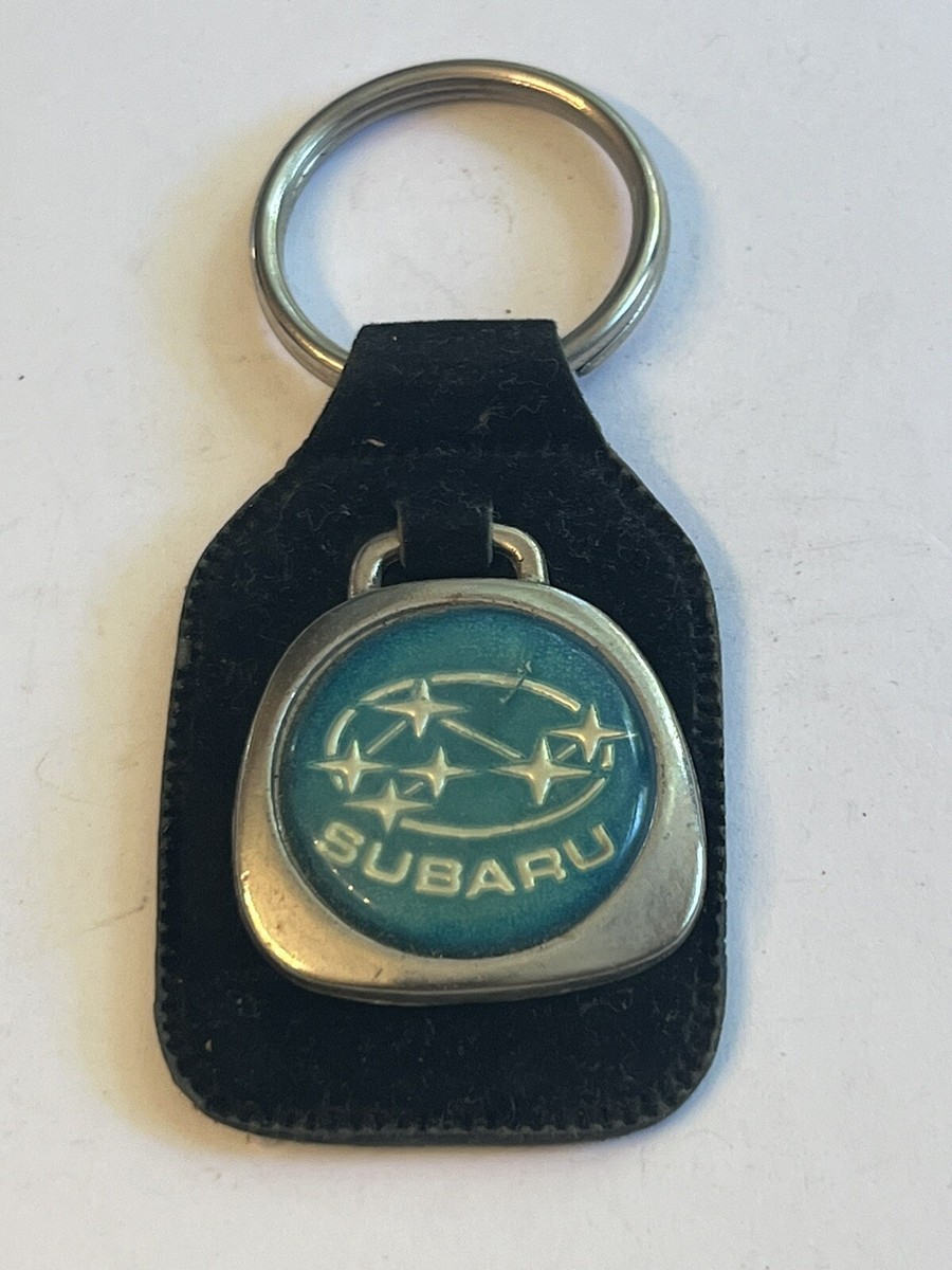VINTAGE🇺🇸”SUBARU” CAR KEYCHAIN KEYRING FOB LEATHER METAL