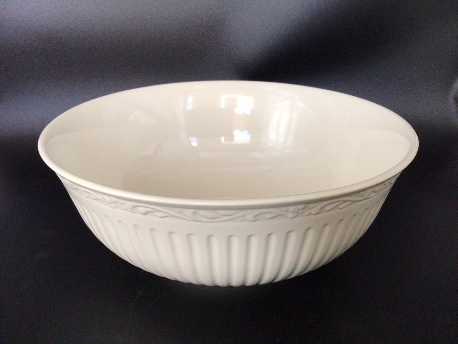 mikasa salad bowl