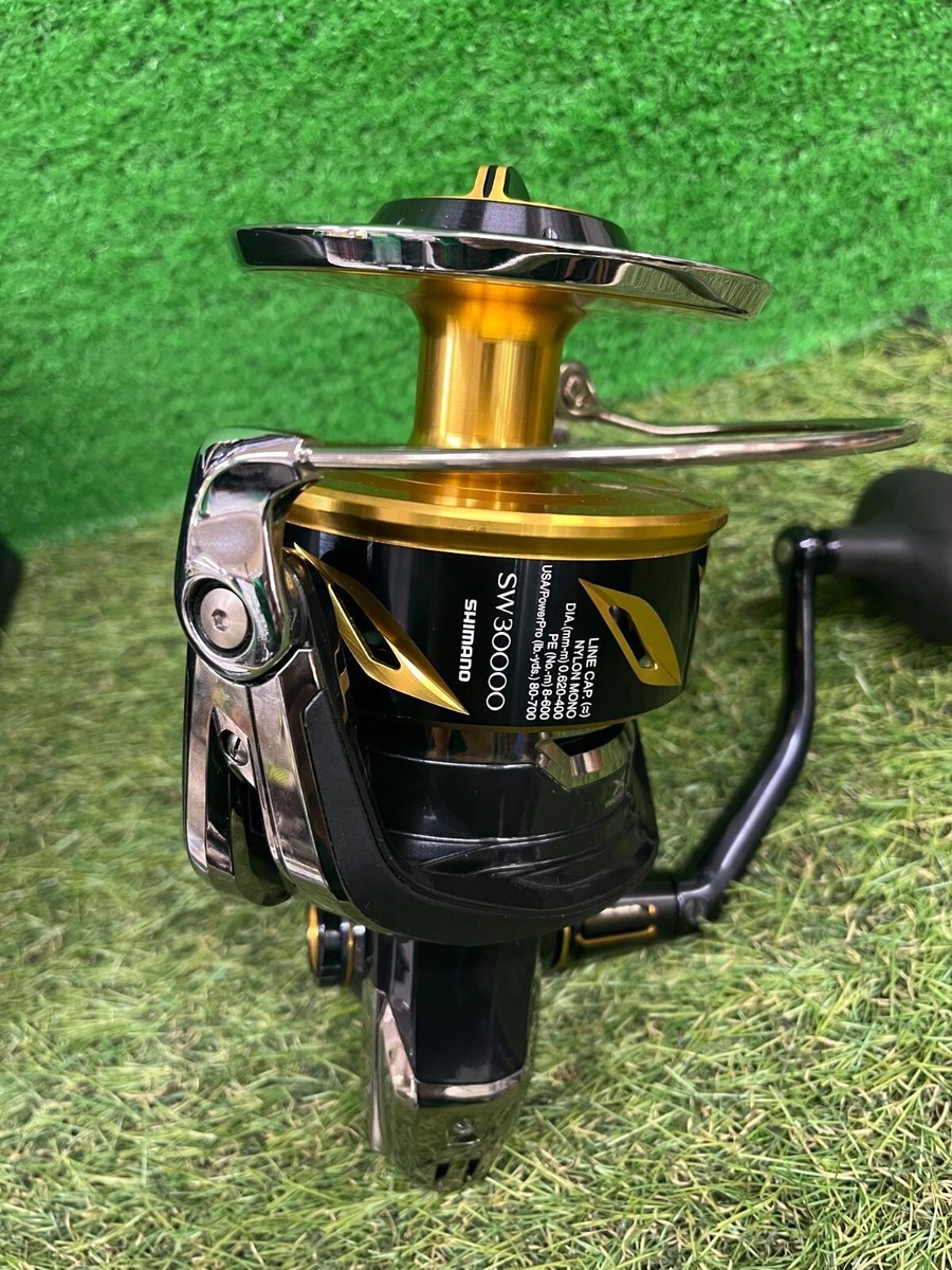 Shimano 20 Stella SW 30000 Spinning Fishing Reel w/ Box From Japan