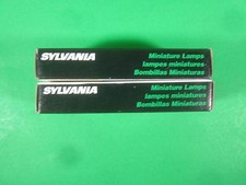 Sylvania Miniature Lamps -- 34503 -- Lot of 20 New
